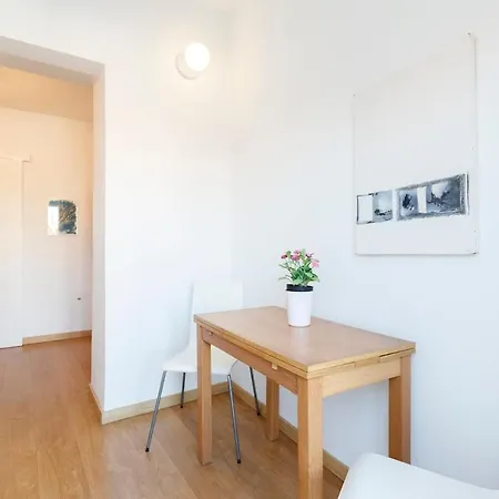 Terrace In Historical Neighborhood With View Appartamento