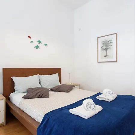 Terrace In Historical Neighborhood With View * Lisbona